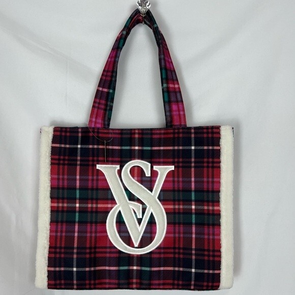 NWT Victoria's Secret Black Friday 2022 Bag - Picture 1 of 14